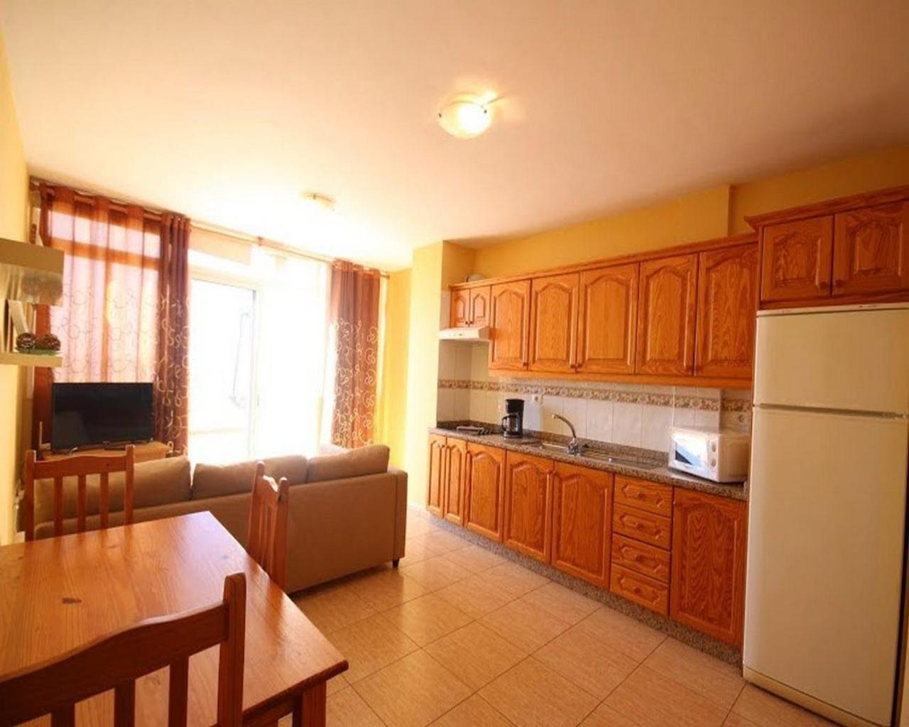 Apartamentos Isla Tenerife Sur (Adults Only) Los Abrigos Quarto foto