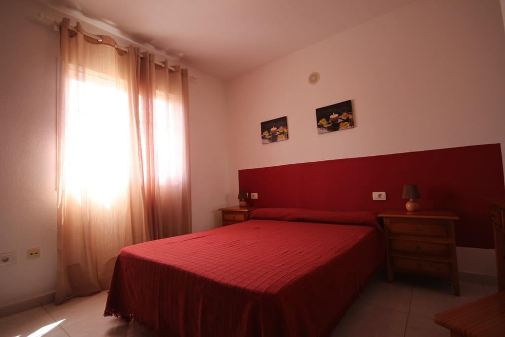 Apartamentos Isla Tenerife Sur (Adults Only) Los Abrigos Quarto foto